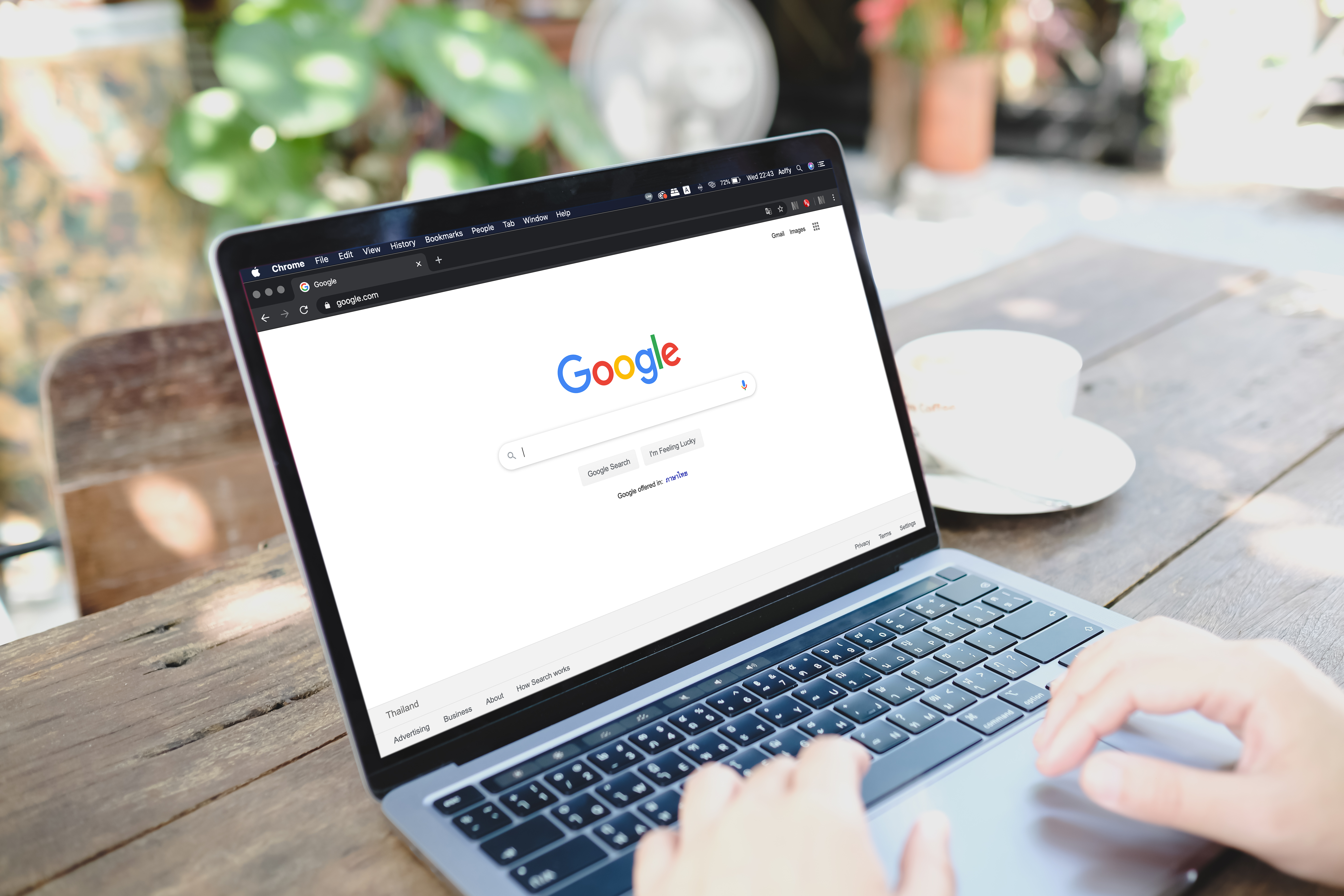 Someone searching Google on a laptop, the kind of result Glenside businesses need to show up in.